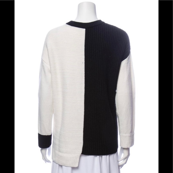 Alice & Olivia Classics Colorblock Crewneck Sweater—NWT‼️  SALE‼️ - Picture 3 of 16